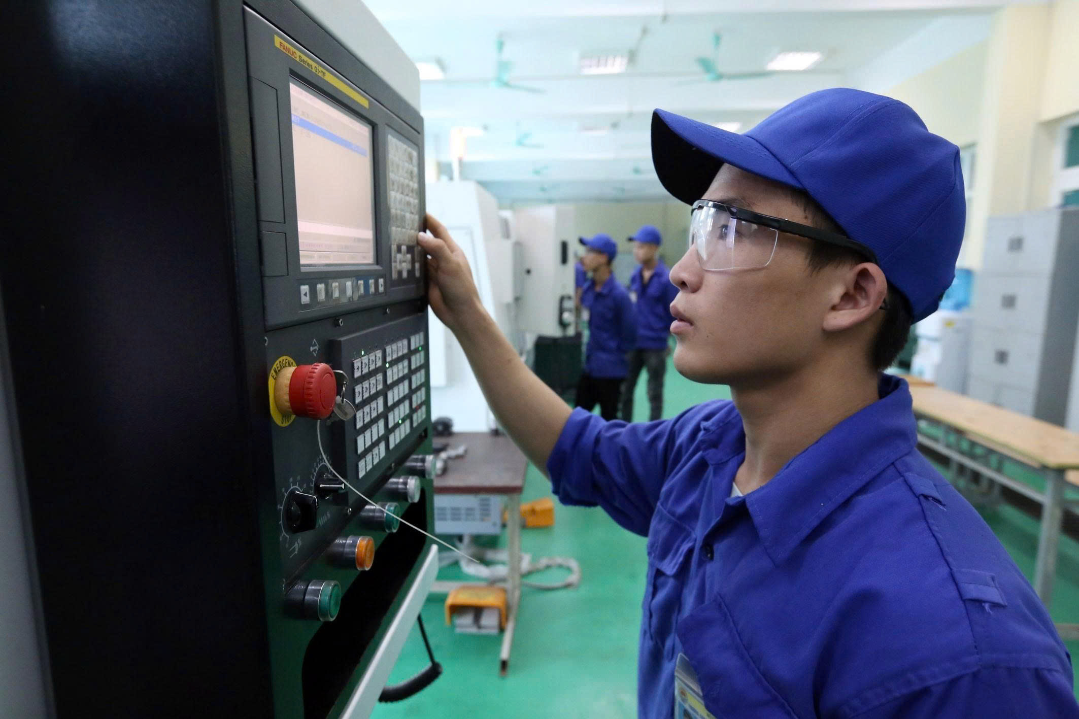 KỸ NĂNG NGHỀ NGHIỆP & LAO ĐỘNG SẢN XUẤT – HỌC ĐỂ LÀM, LÀM ĐỂ GIỎI NGHỀ